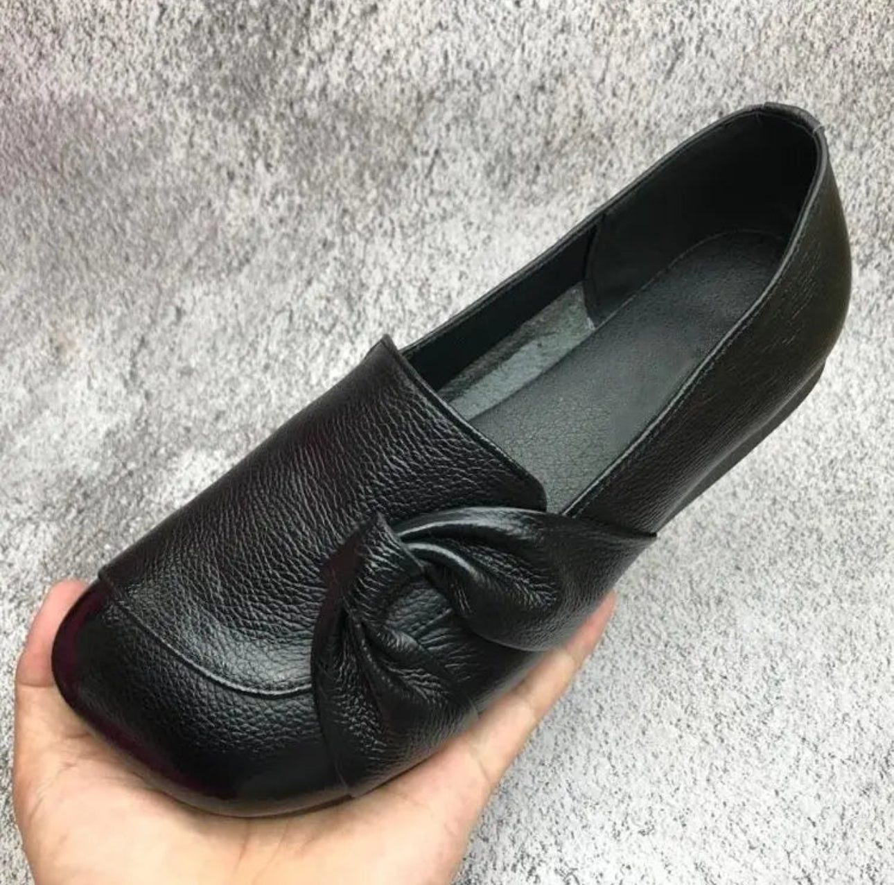 Chaussures plates orthopédiques confortables pour femme – élégantes et offrant un bon maintien