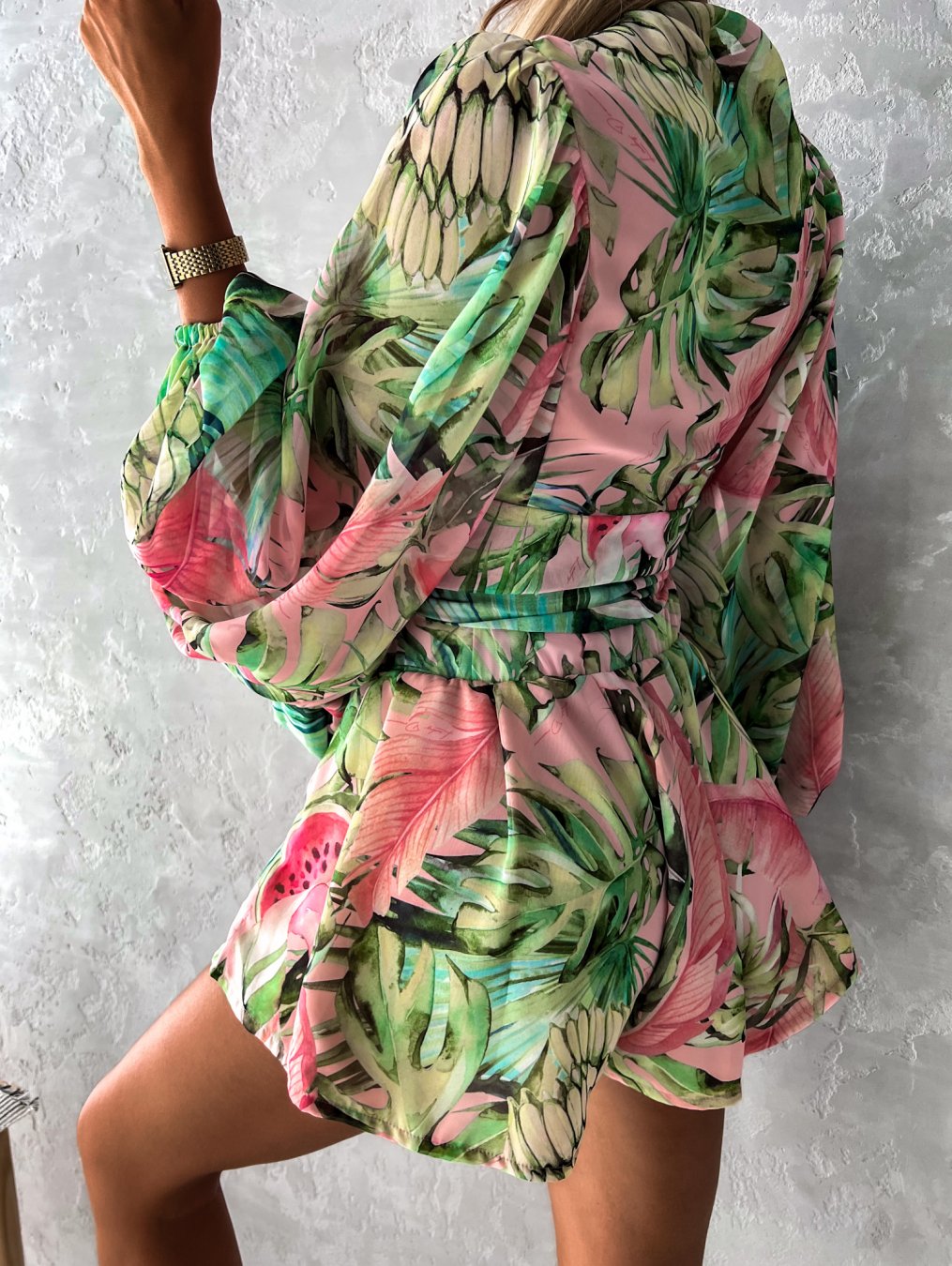Ensemble deux pièces femme à imprimé tropical avec top cache-cœur