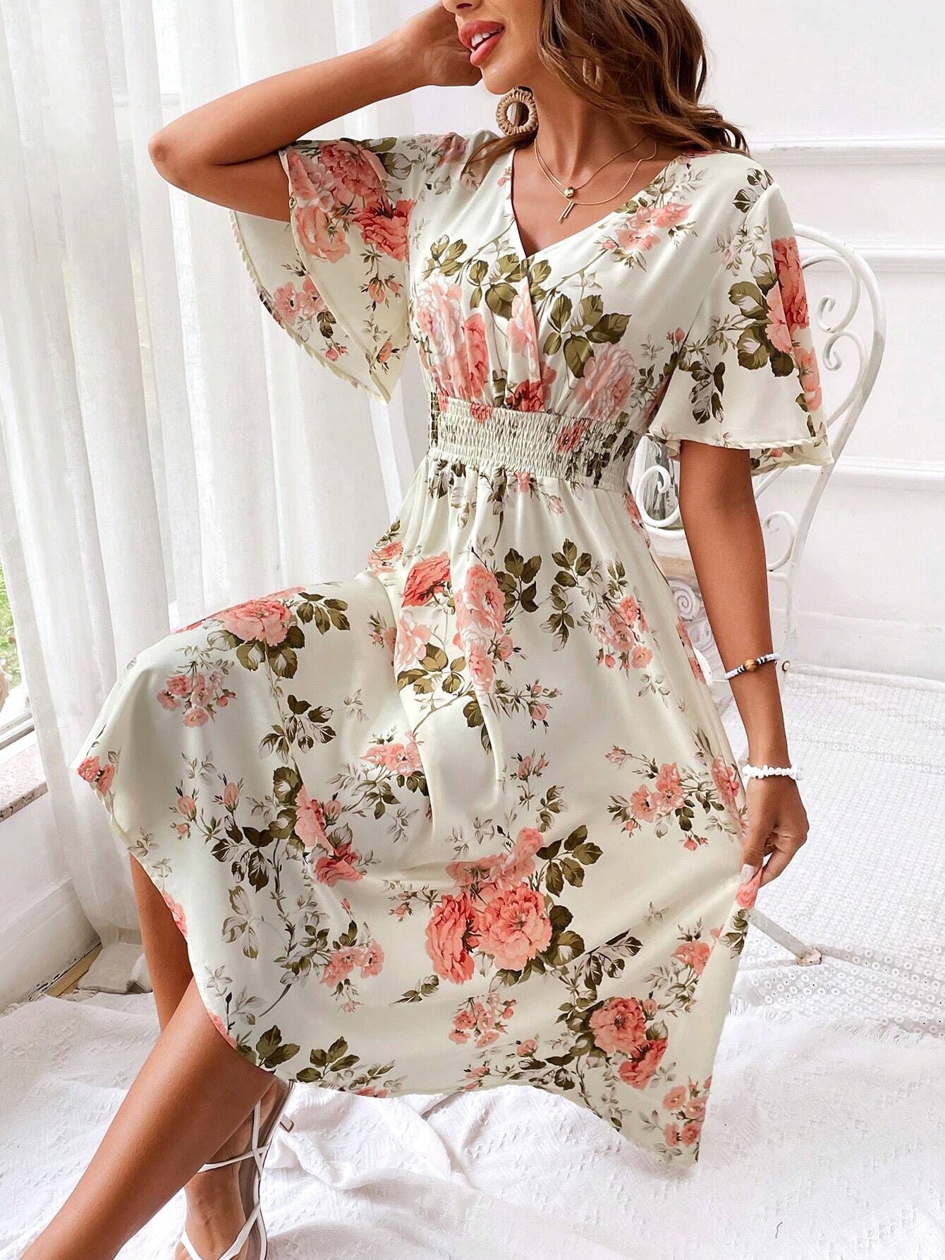 Robe midi cintrée et évasée à col en V pour femme