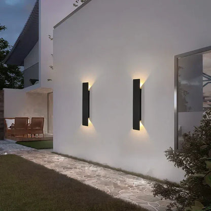 Applique murale d'extérieur résistante aux intempéries - StormGlow
