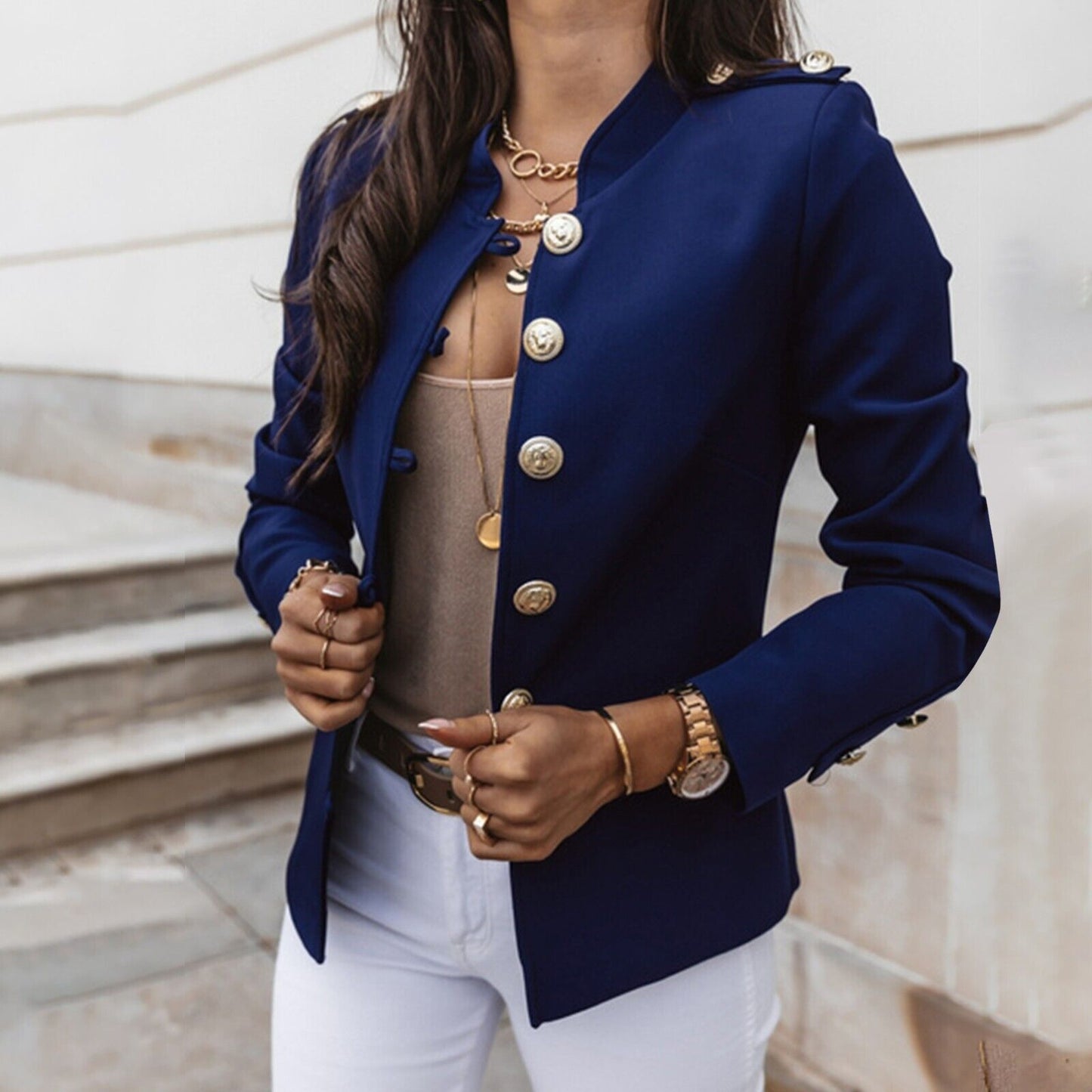 Blazer femme cintré à boutons sur le devant