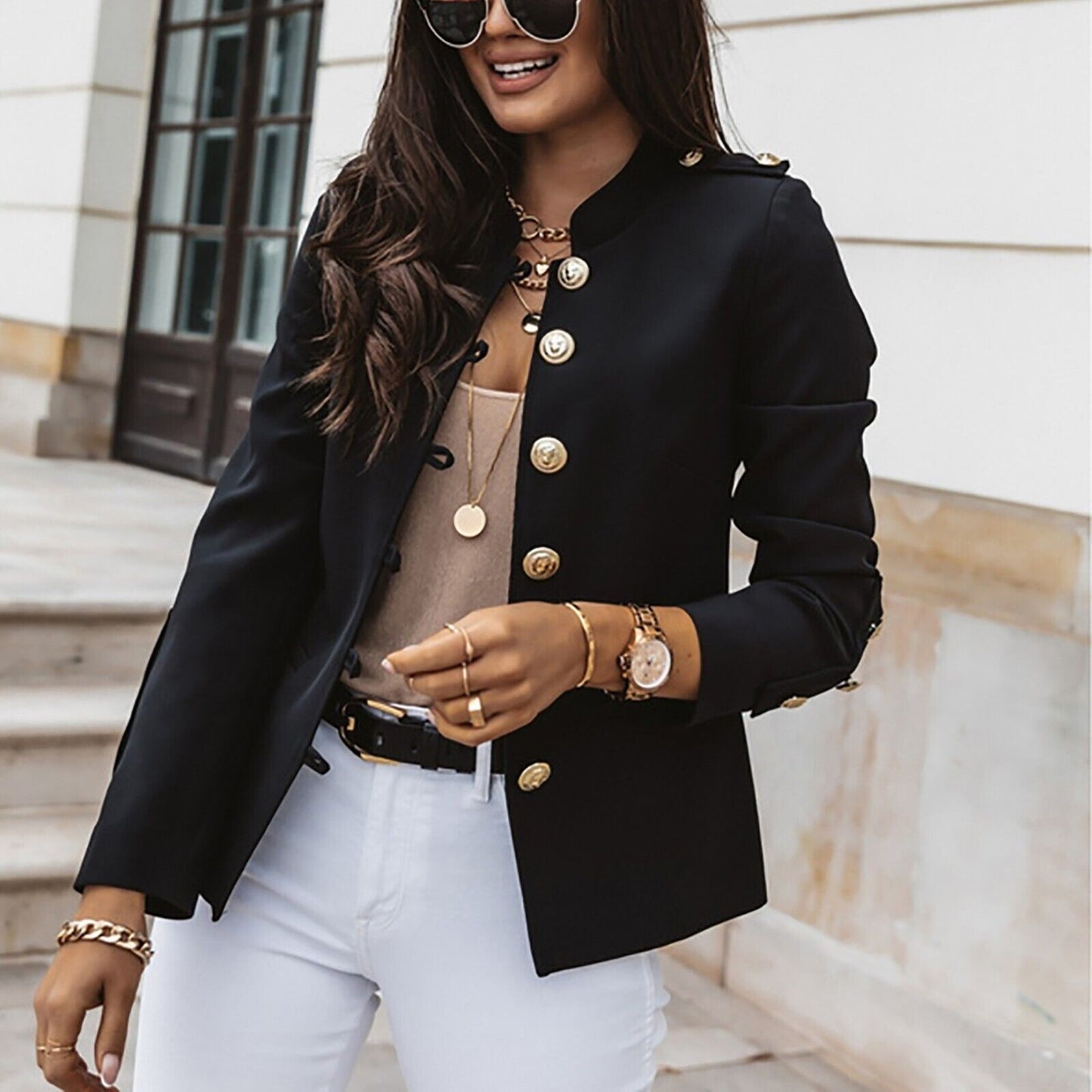 Blazer femme cintré à boutons sur le devant