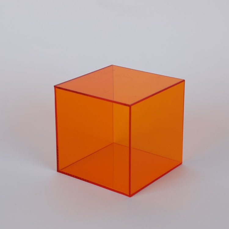 Boîte de présentation et de rangement en acrylique colorée