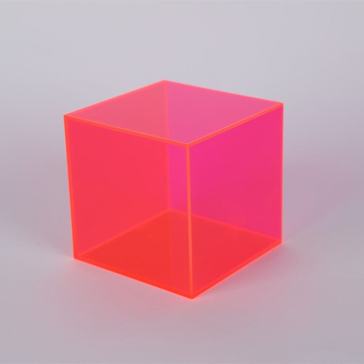 Boîte de présentation et de rangement en acrylique colorée