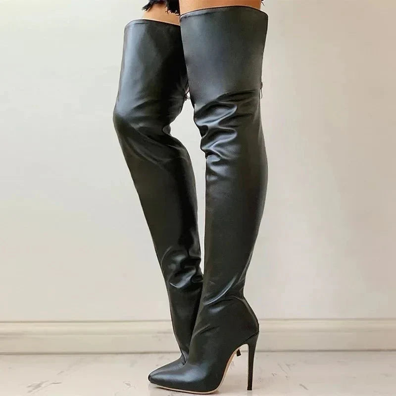 Bottes cuissardes femme à talons aiguilles