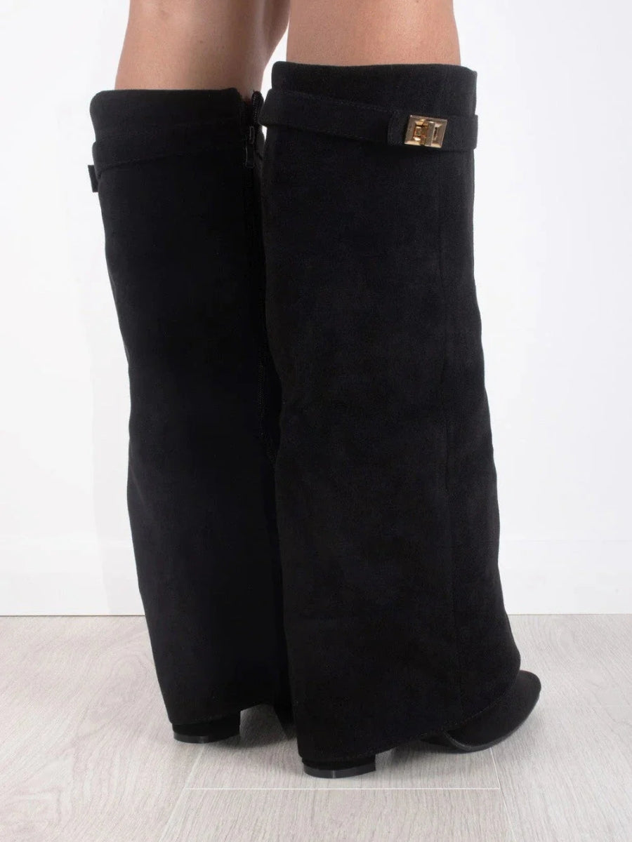 Bottes femme noires jusqu’au genou avec détails dorés