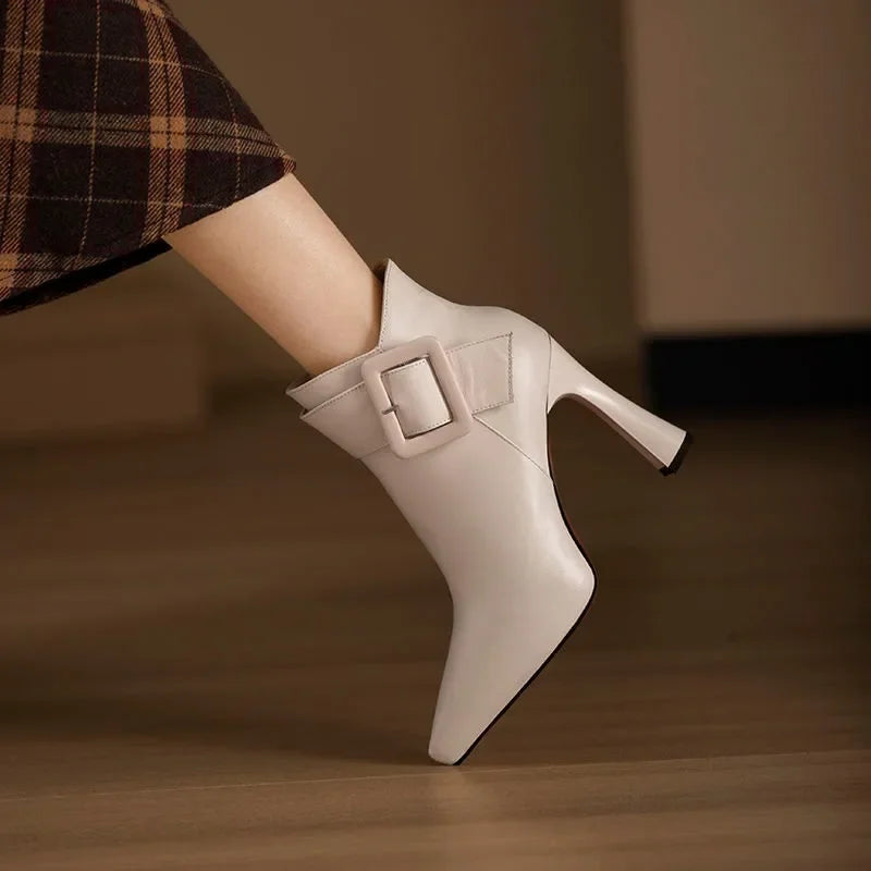 Bottines à boucle