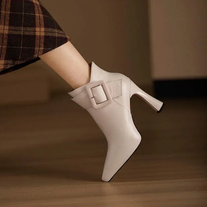 Bottines à boucle