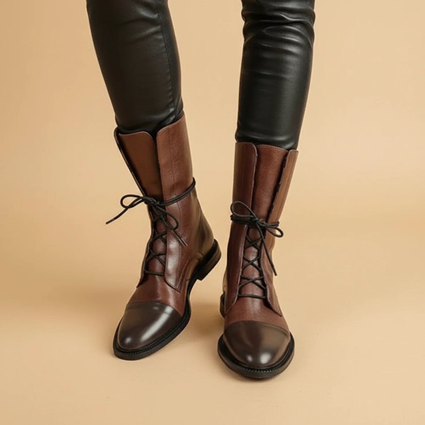 Bottines à lacets en cuir pour femme