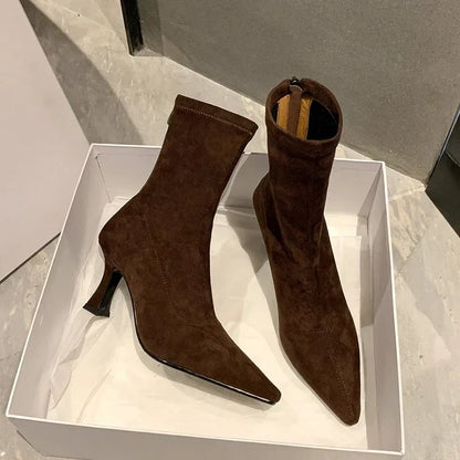 Bottines à talons à bout pointu pour femme