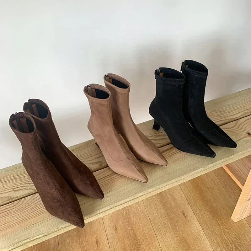 Bottines à talons à bout pointu pour femme