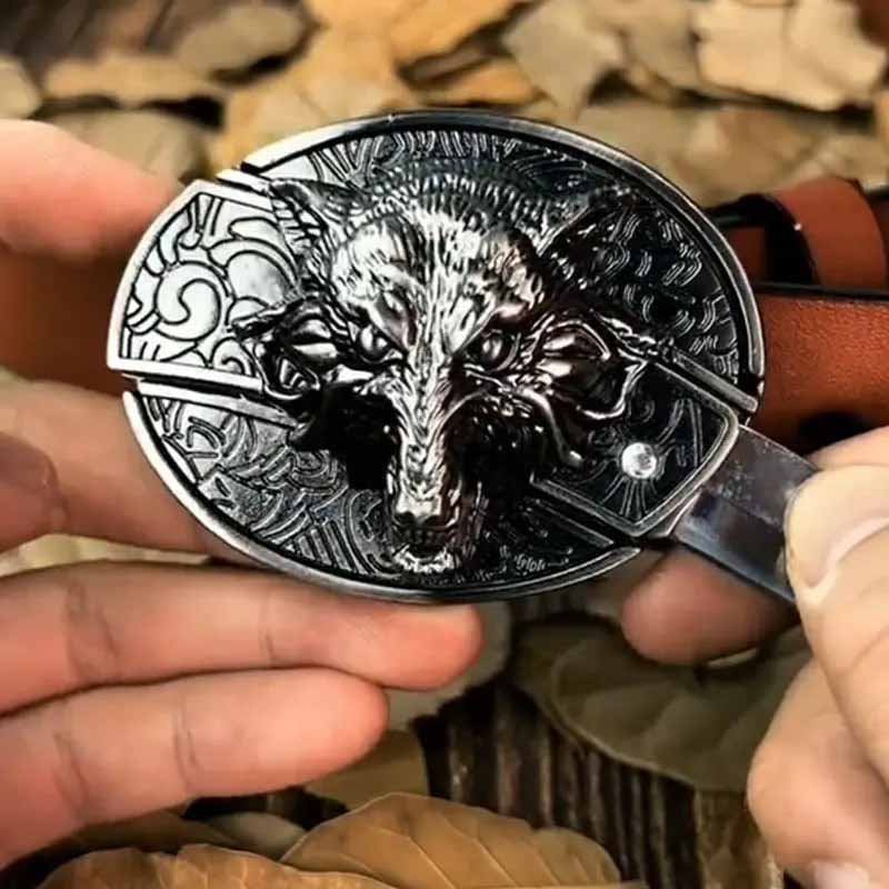Boucle de ceinture ovale ornée d’un crâne de taureau avec couteau dissimulé