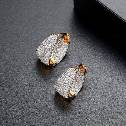 Boucles d’oreilles créoles pavées scintillantes
