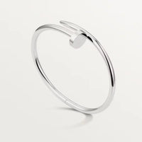 Bracelet clou en argent