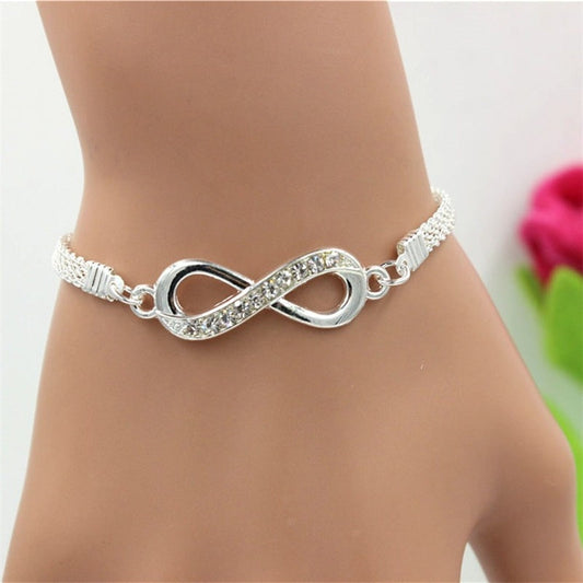 Bracelet élégant avec symbole de l’infini
