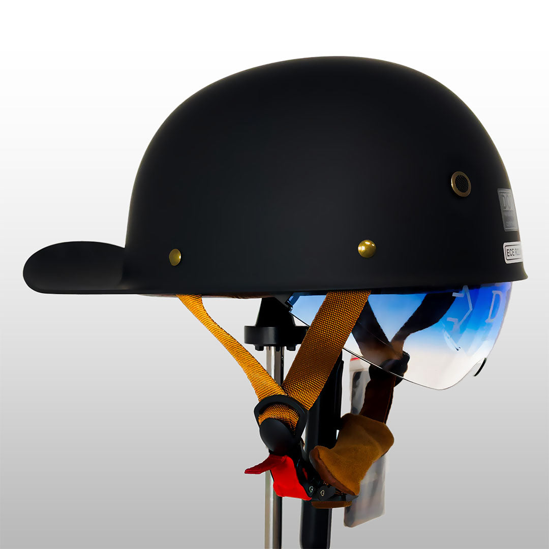 Casque de moto style casquette de baseball