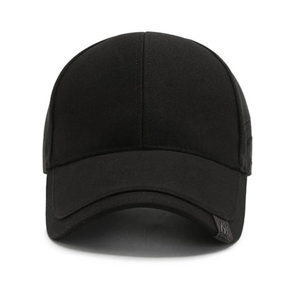 Casquette à visière incurvée