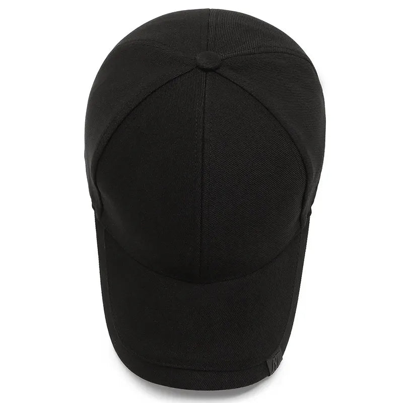 Casquette à visière incurvée