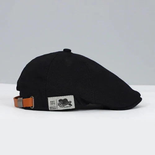 Casquette plate élégante et ajustable pour homme