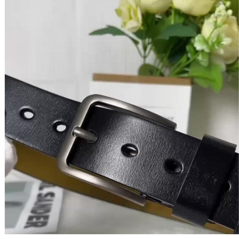 Ceinture classique à bout arrondi finition lisse