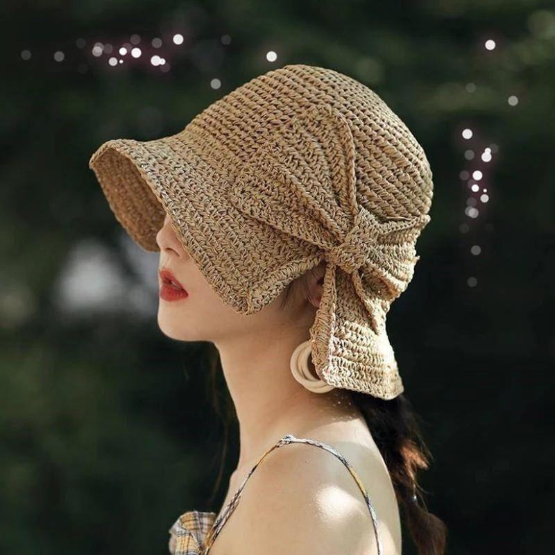 Chapeau d’été avec bord et nœud