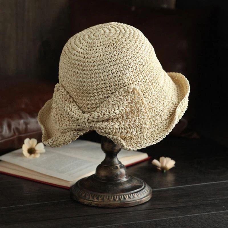 Chapeau d’été avec bord et nœud