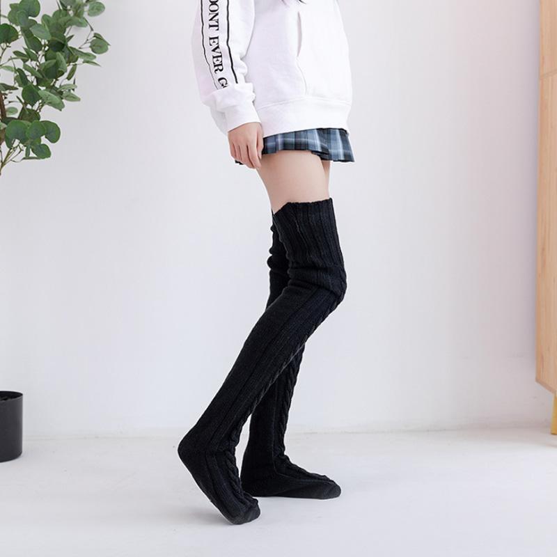 Chaussettes jusqu’au genou tricotées à la main pour femmes - douces et chaudes
