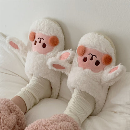 Chaussons animaux pelucheux