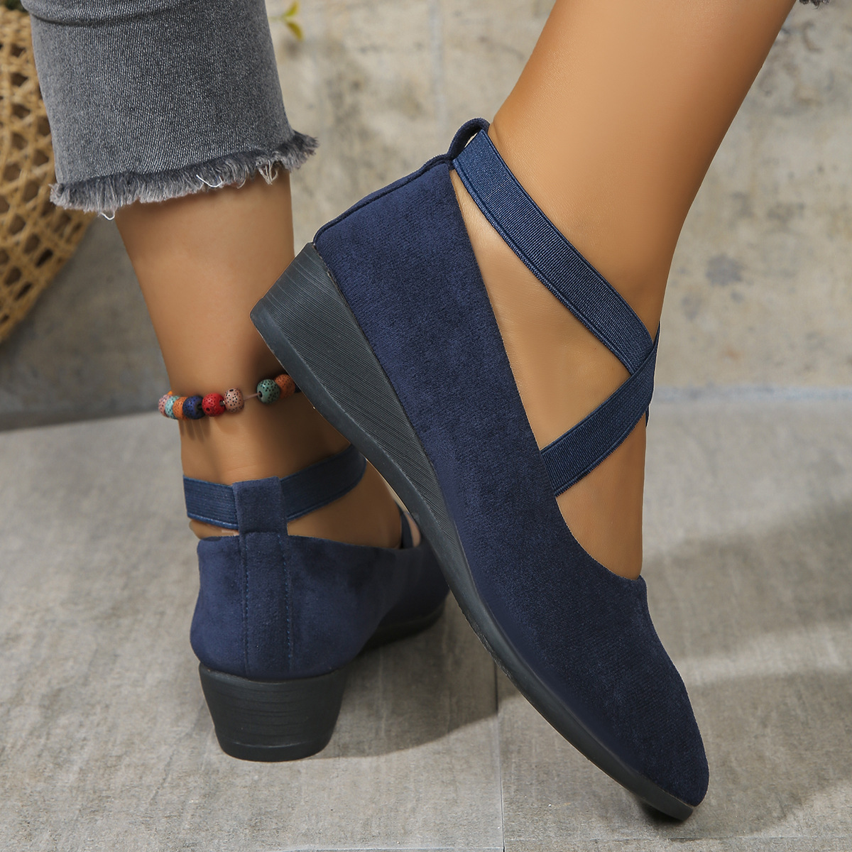 Chaussures compensées élégantes et confortables à bride élastique