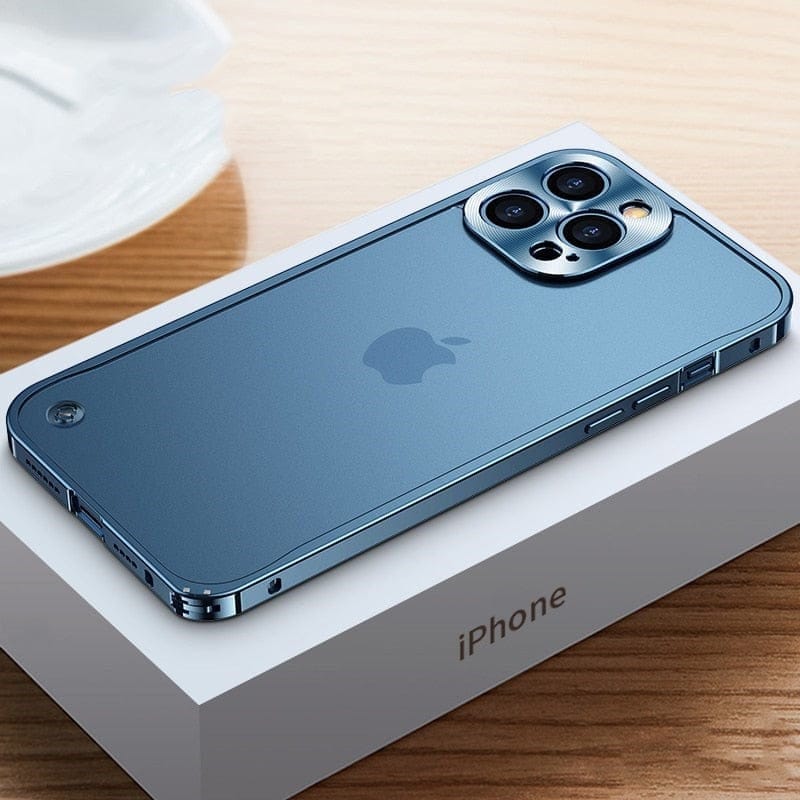 Coque métallique, protection en aluminium
