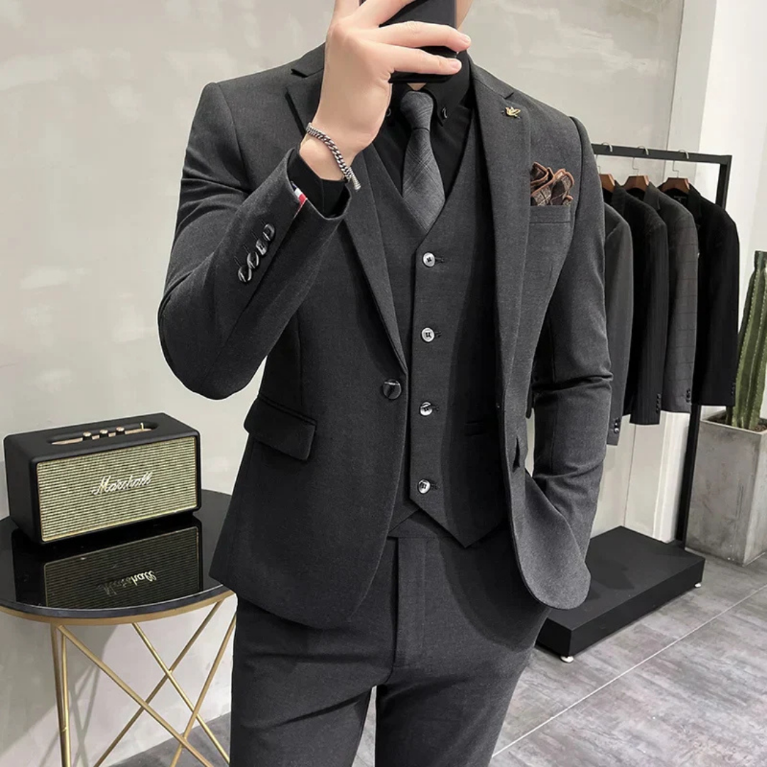 Costume trois pièces coupe slim pour homme | automne formel