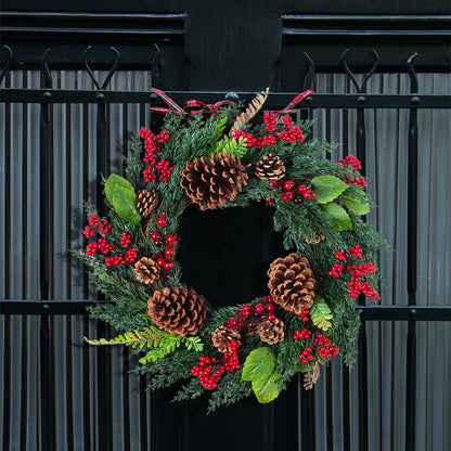 Couronnes de Noël à baies rouges