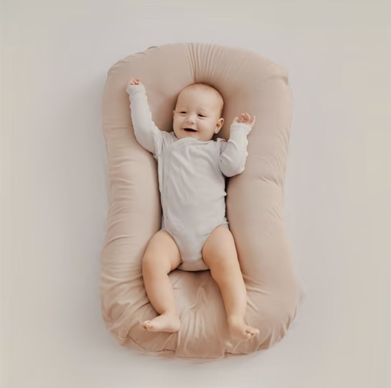 Coussin orthopédique polyvalent pour bébé – soutien doux et respirant