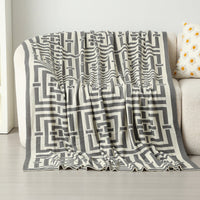 Couverture de confort décorative à motif géométrique moderne pour femme
