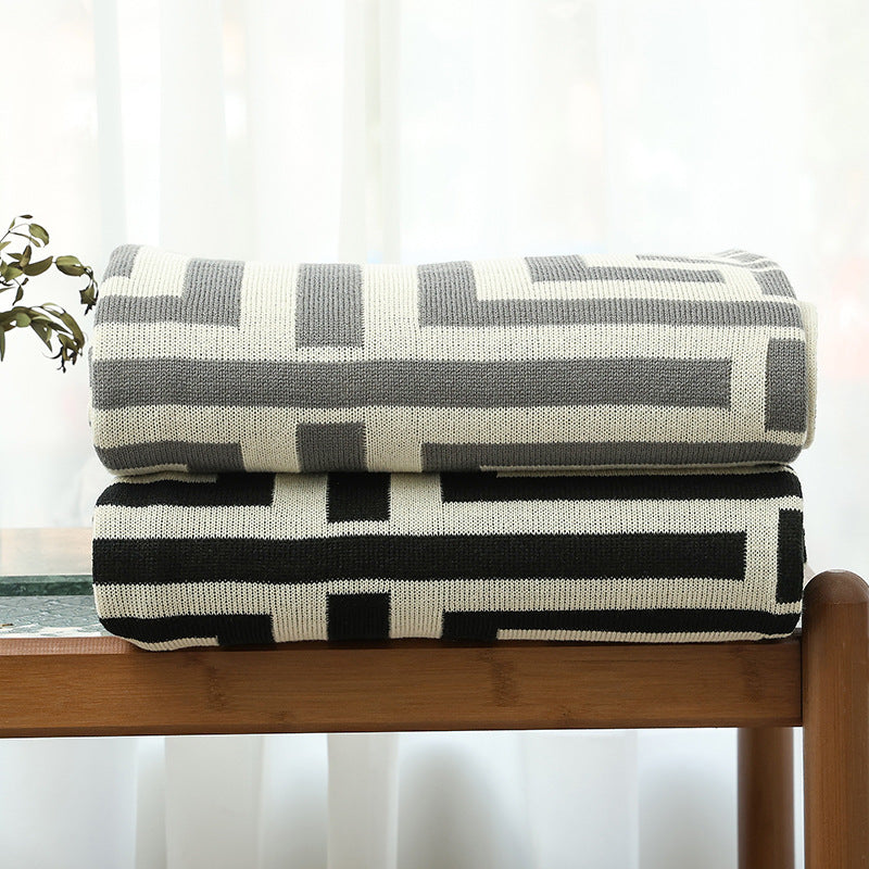 Couverture de confort décorative à motif géométrique moderne pour femme