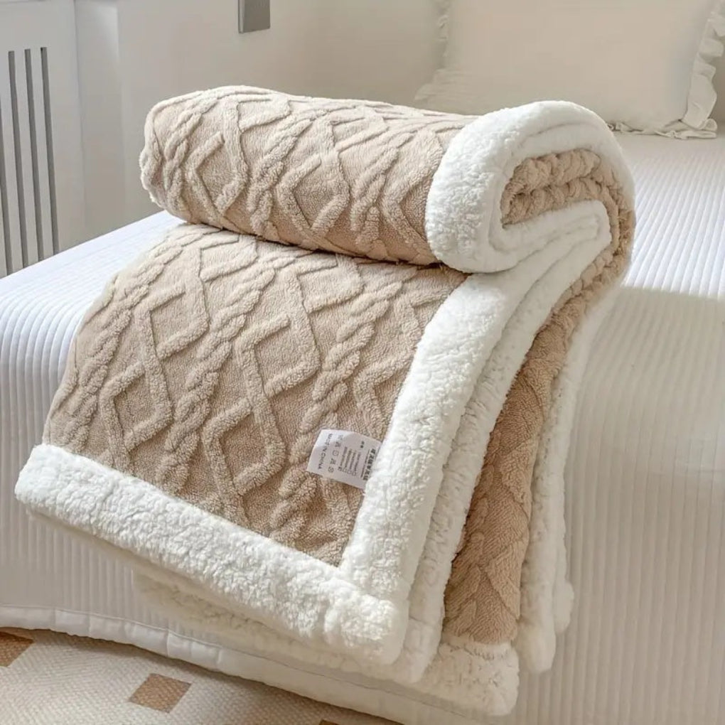 Couverture sherpa en maille à losanges