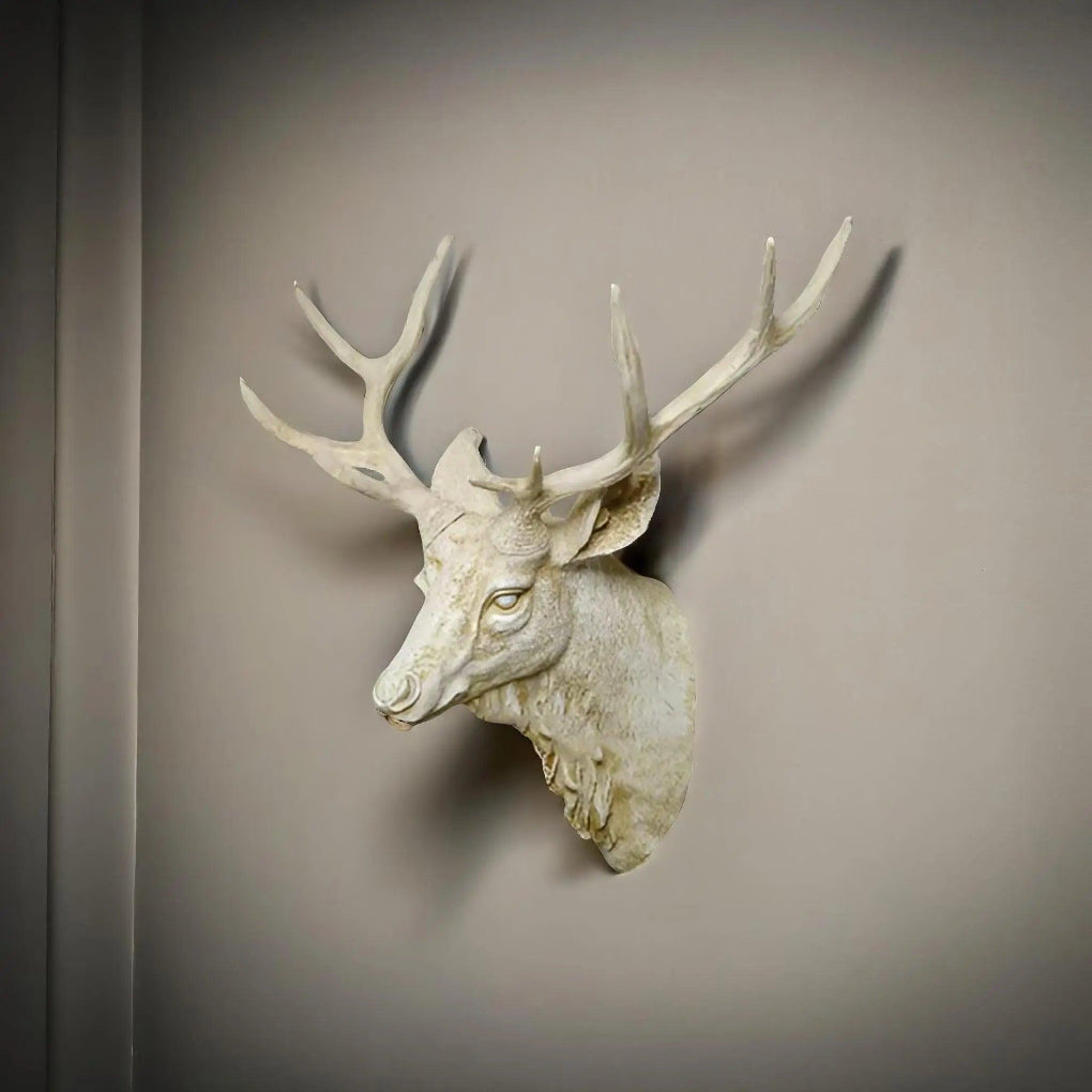 Décoration murale tête de cerf majestueuse