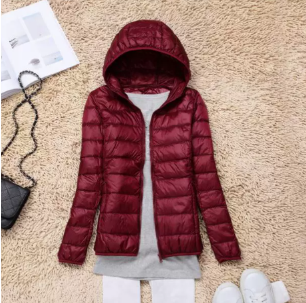 Doudoune légère à capuche pour femme