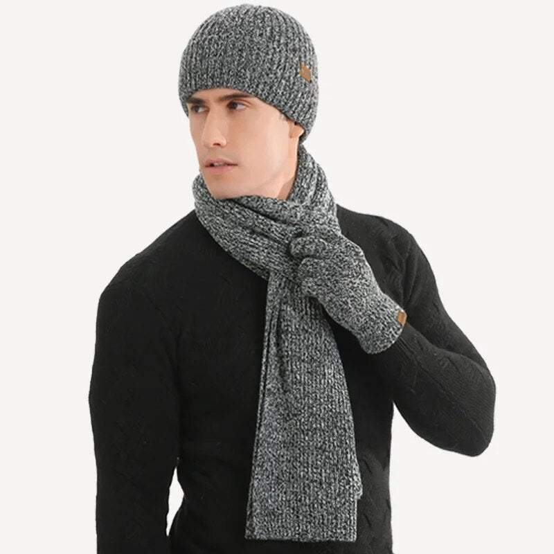 Ensemble d'hiver au style affirmé | avec bonnet, écharpe et gants au style affirmé