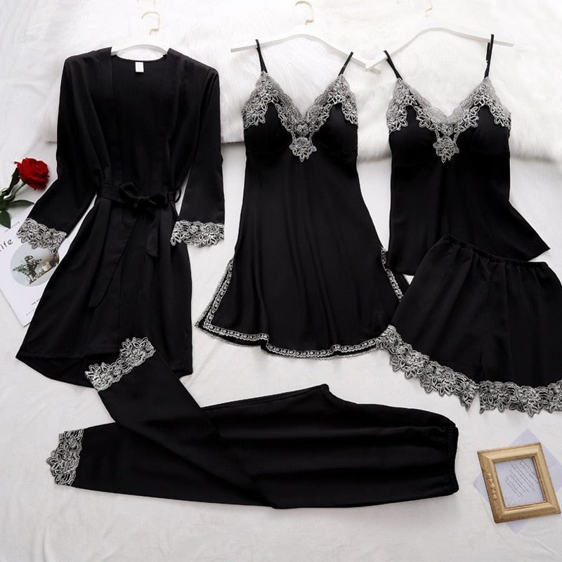 Ensemble de pyjama en satin de luxe