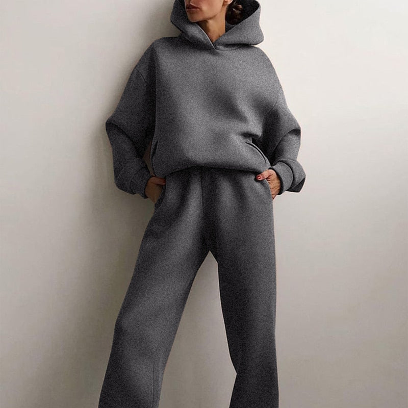 Ensemble détente pour femme avec sweat à capuche et pantalon de jogging - taille élastiquée