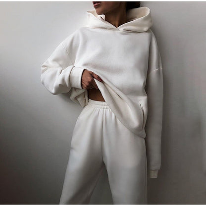 Ensemble détente pour femme avec sweat à capuche et pantalon de jogging - taille élastiquée