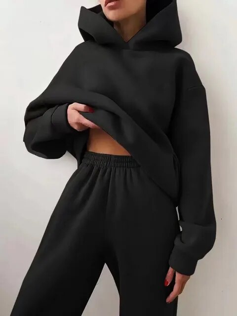 Ensemble loungewear femme, coupe décontractée, sweat à capuche et pantalon de jogging