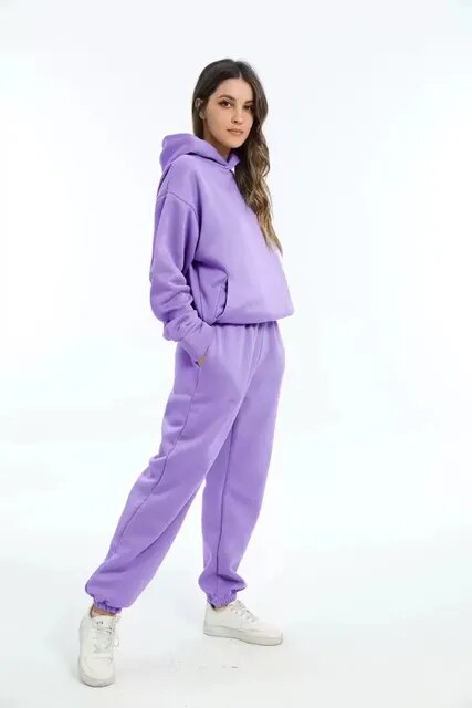 Ensemble loungewear femme, coupe décontractée, sweat à capuche et pantalon de jogging