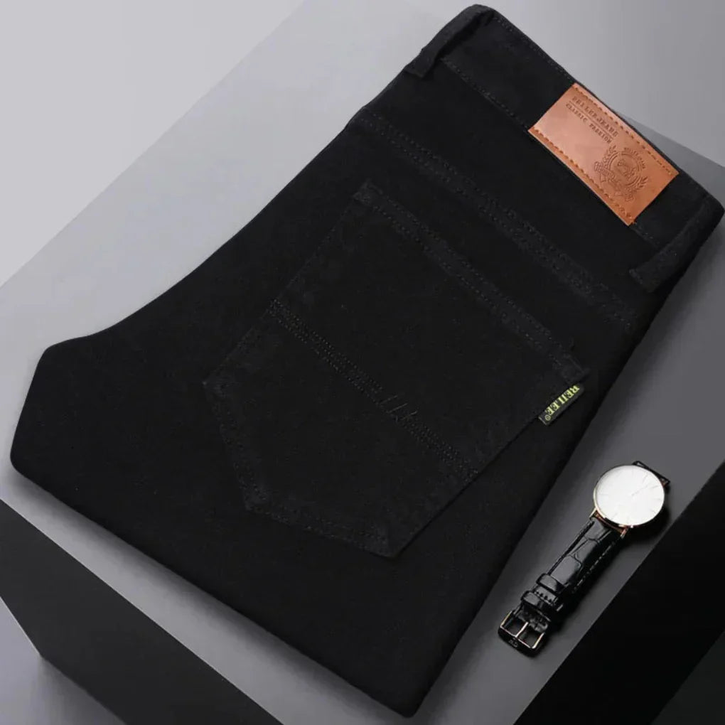 Jean en denim stretch à jambe fuselée pour homme