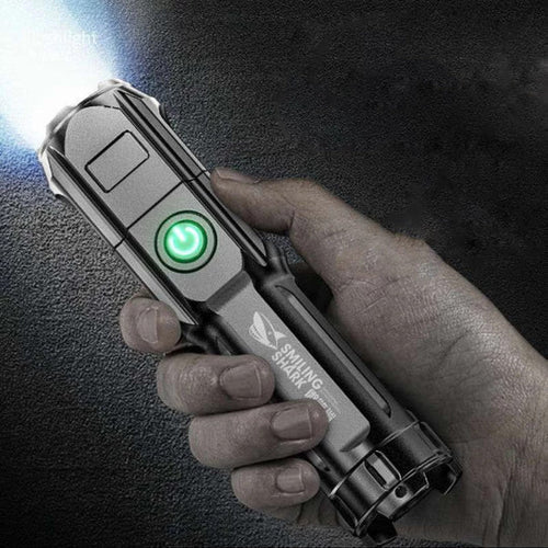 Lampe torche LED haute puissance rechargeable – 10 000 lumens pour le camping et les urgences
