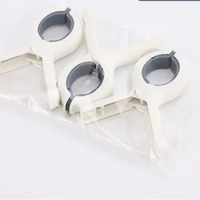 Lot de 3 pinces pour poussette bébé colorées pour couverture et moustiquaire