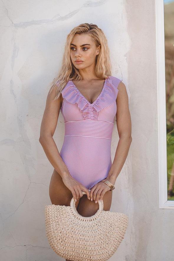 Maillot de bain une pièce à rayures à volants
