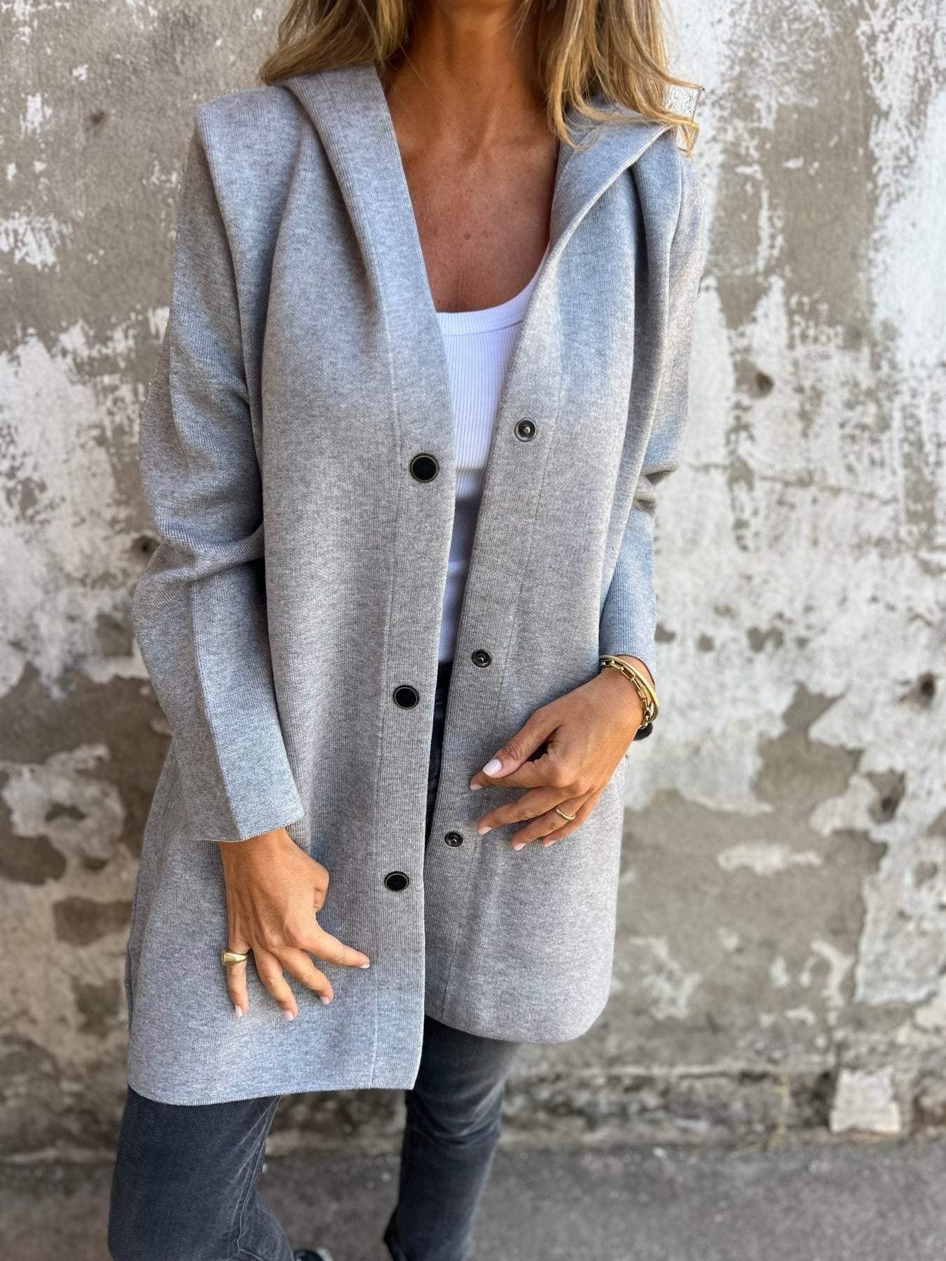 Manteau à capuche boutonné devant pour femme