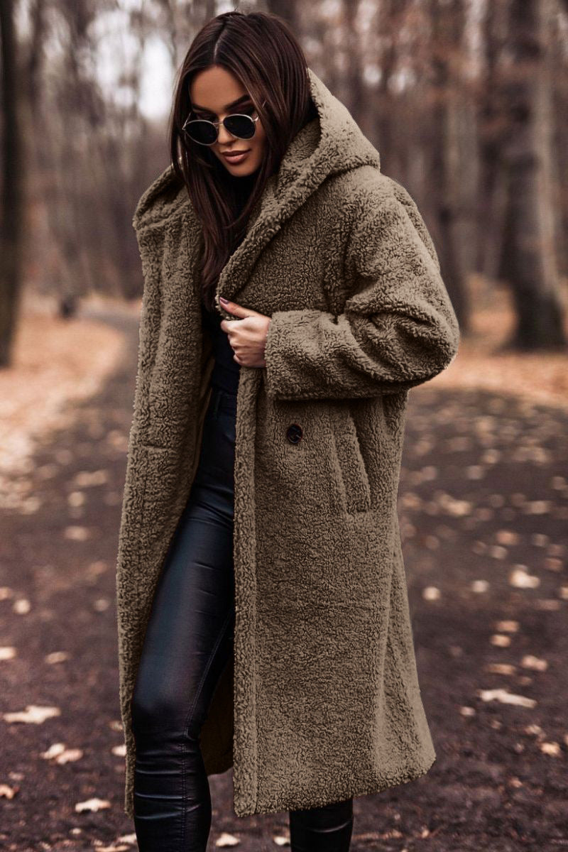 Manteau long en peluche à capuche pour femme
